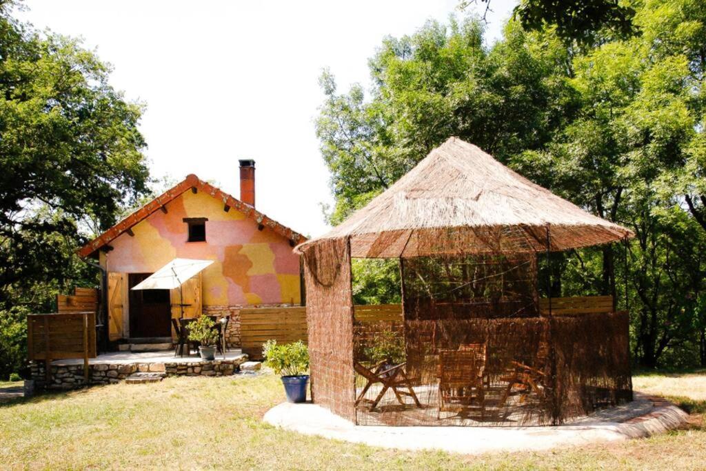Willa La Taniere Des Druides Luzech Zewnętrze zdjęcie